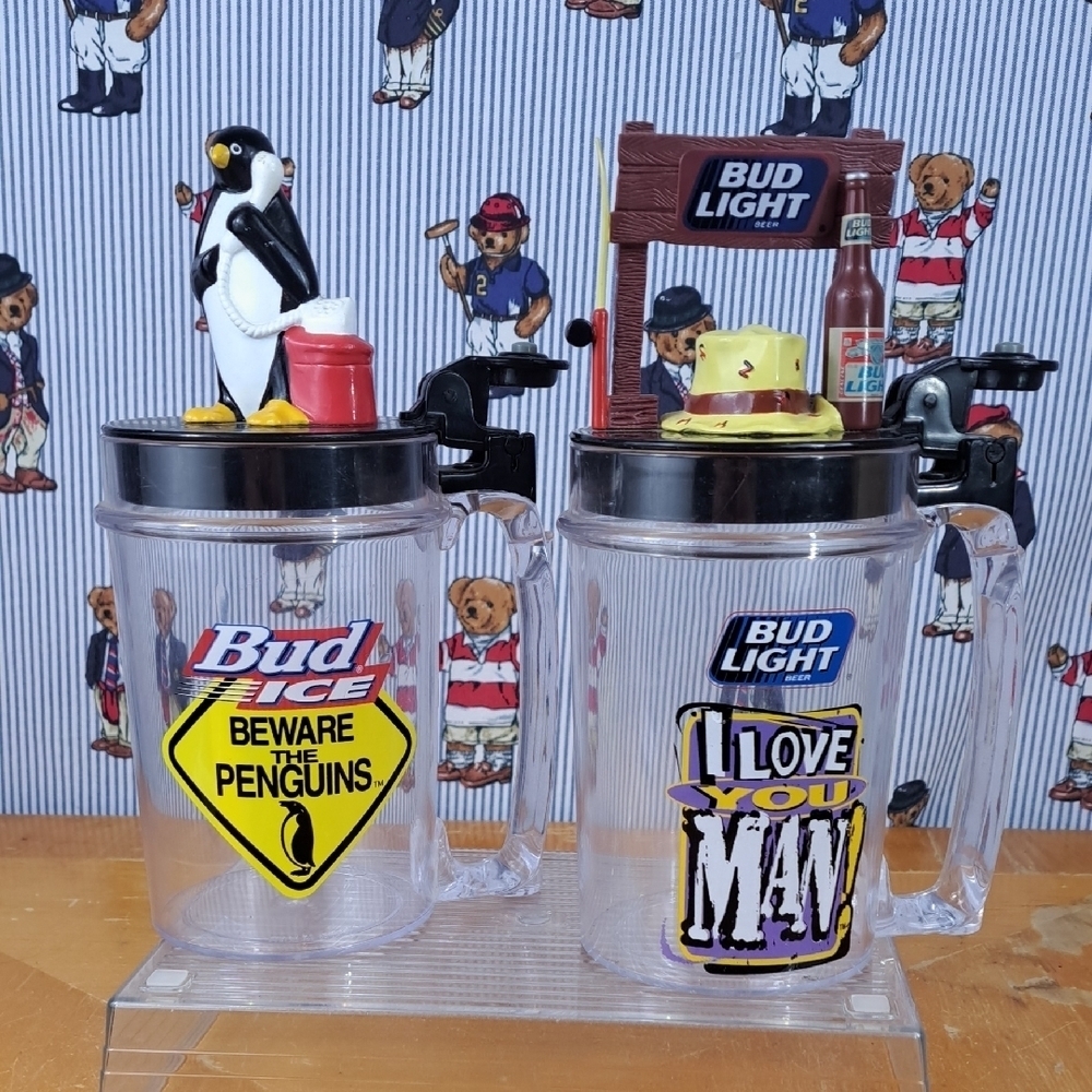 Vintage 1997 Bud Light fishing & Bud Ice Penguins talking plastic beer stiens